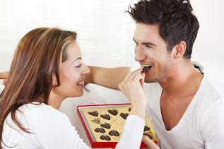 couple-valentines-chocolate-ideas